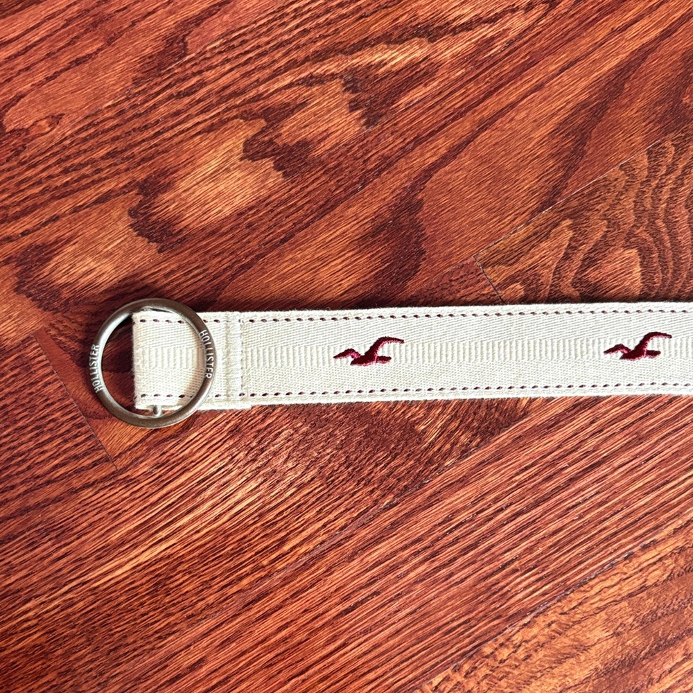 Hollister Cream Belt with Red Accents